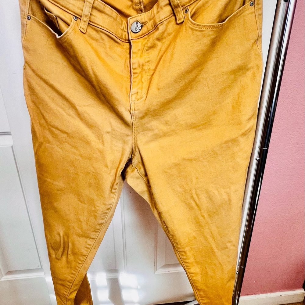 Style & Co. Woman’s Yellow Skinny Jeans